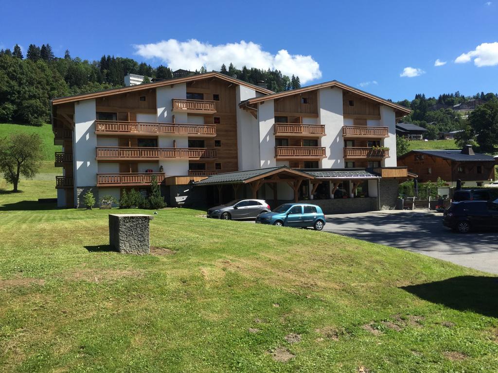 Hotel Rent Megeve Luaran gambar